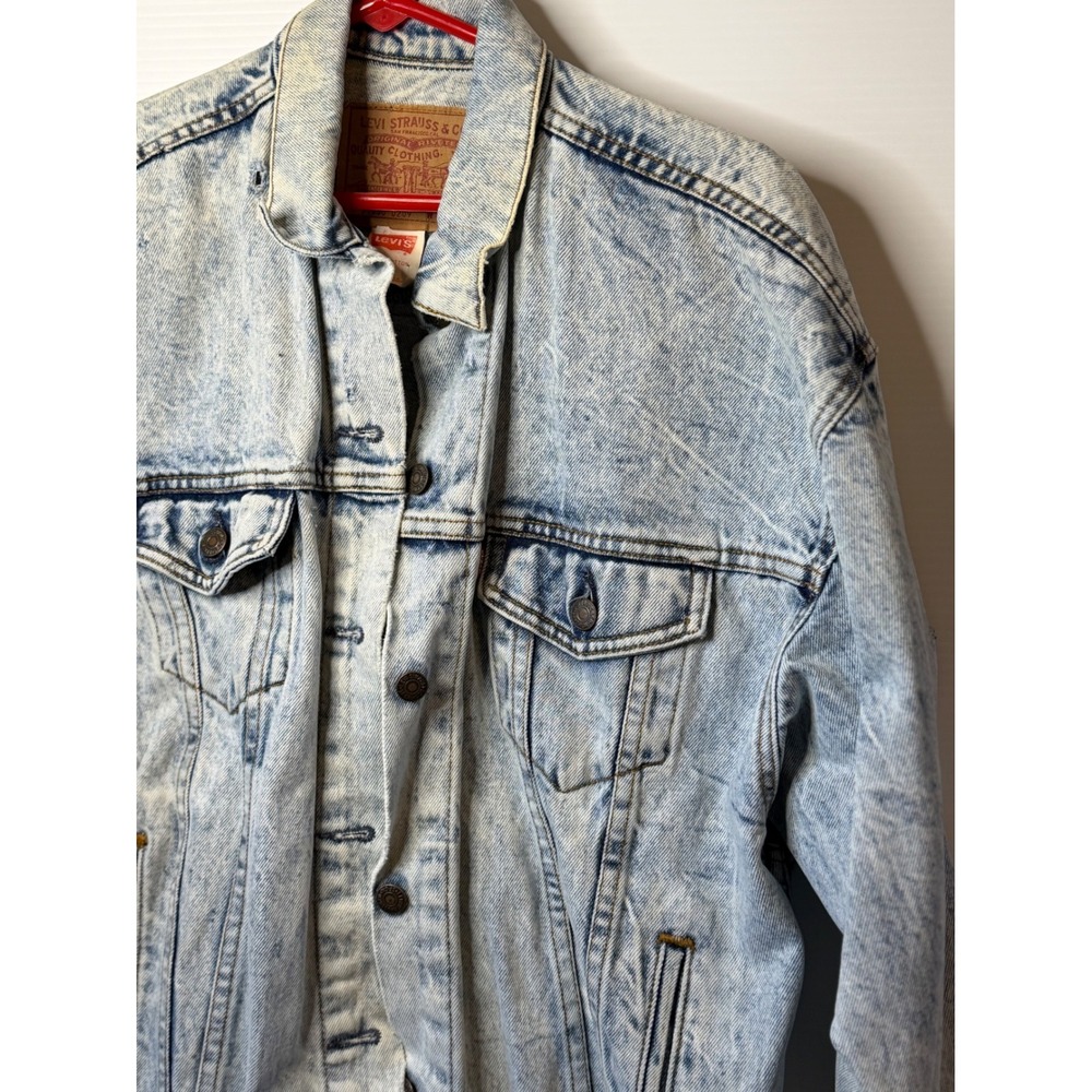 VTG LEVIS Acid Wash Denim Trucker Jacket USA Distressed Rips Women Medium Casual - Picture 8 of 16